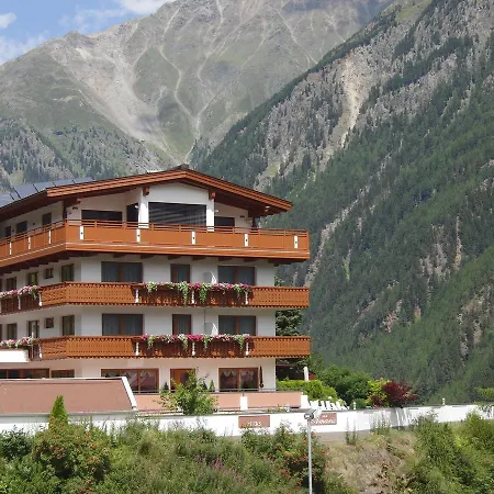 Haus Amaris Guest house